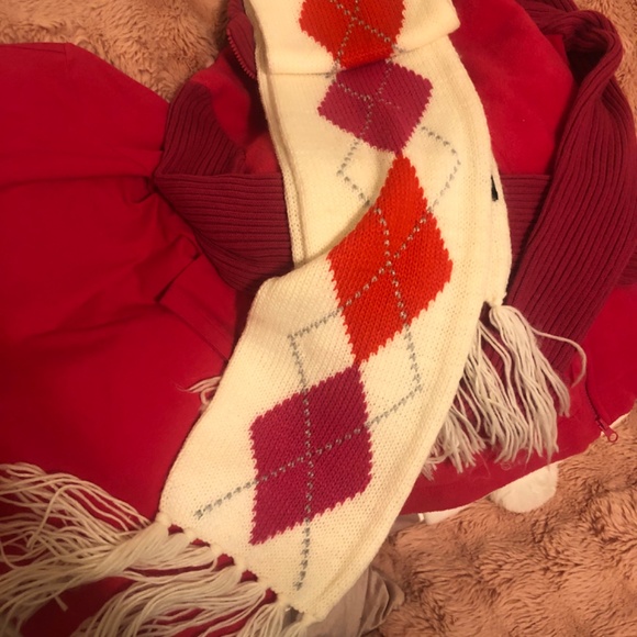 Beautiful 3 piece  Express fleece zip up with cotton crew top  and scarf - Picture 6 of 7